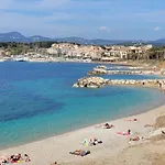 Vue Climatise Piscine De Mai A Octobre Domaine De La Coudouliere