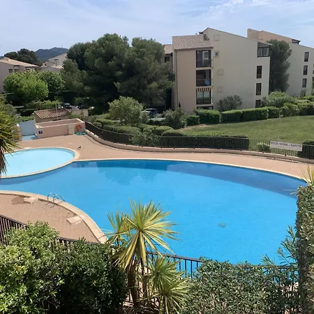 Apartment Domaine De La Coudouliere Dont Piscine De Mai A Septembre